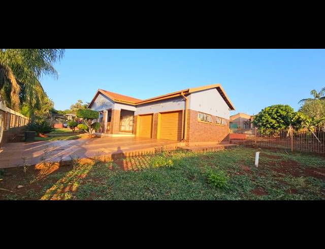 4 BEDROOM HOUSE FOR SALE IN SIBASA